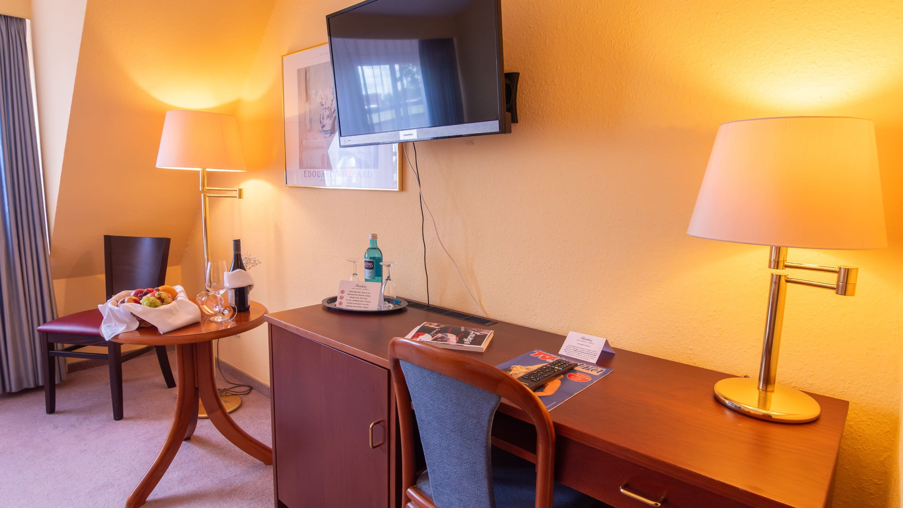 Twin-Bett-Zimmer Schreibtischbereich