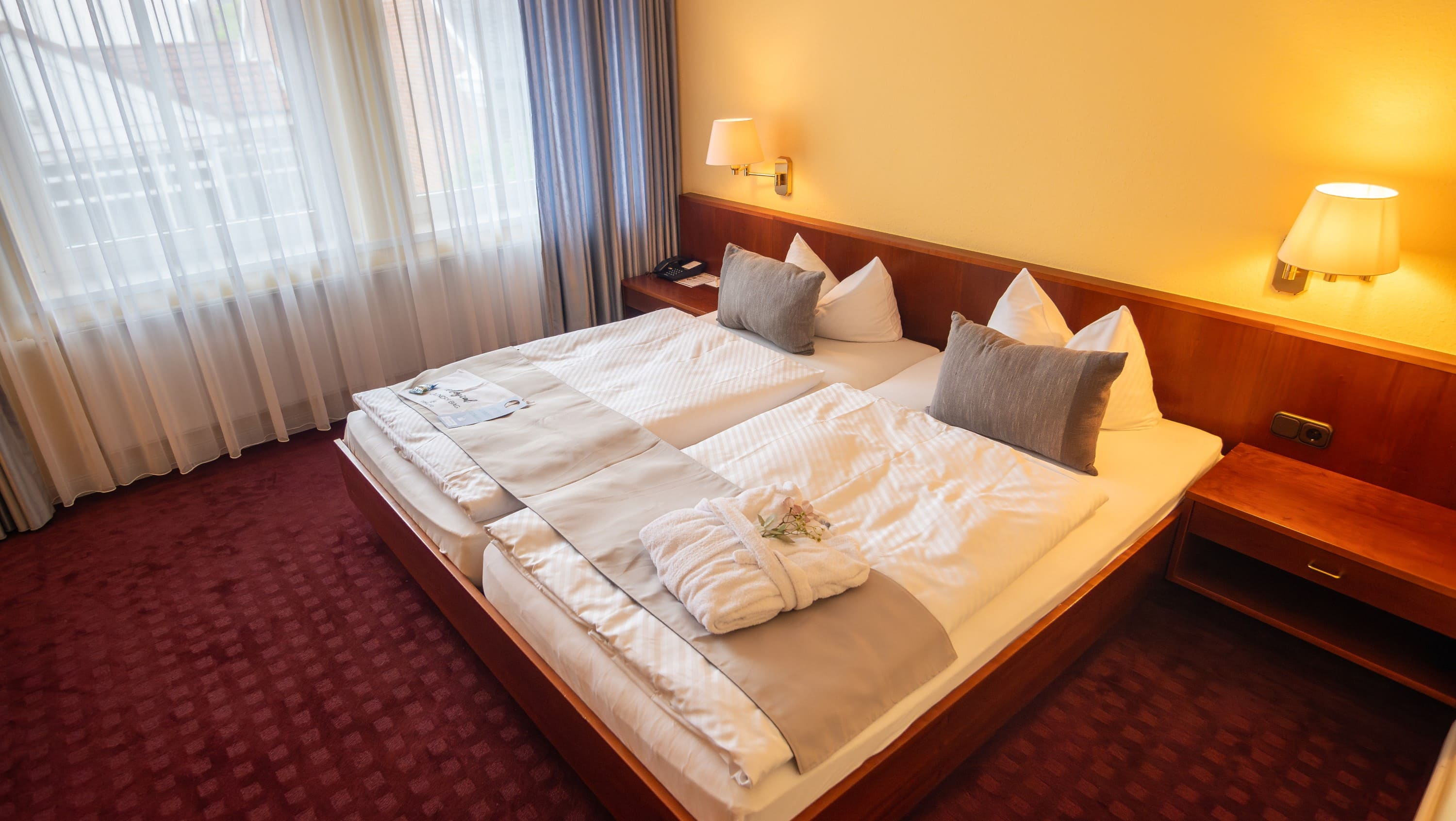 Doppelzimmer Standard Bett